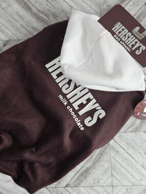 Hershey's Milk Chocolate Brown & White Dog Hoodie Apparel Large Labrador Sweater